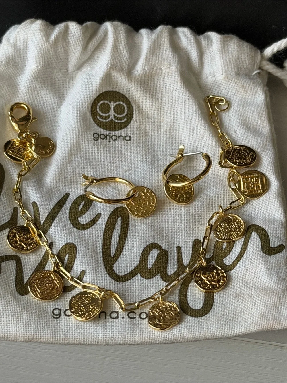 Gorjana Shiny Gold Coin Charm Bracelet with Matching Hoop Coin Earrings - Picture 1 of 2